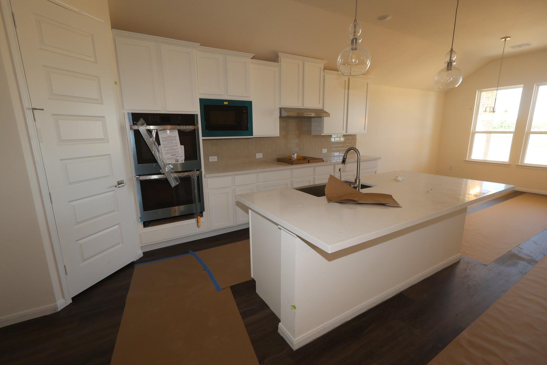 6815 Allens Landing