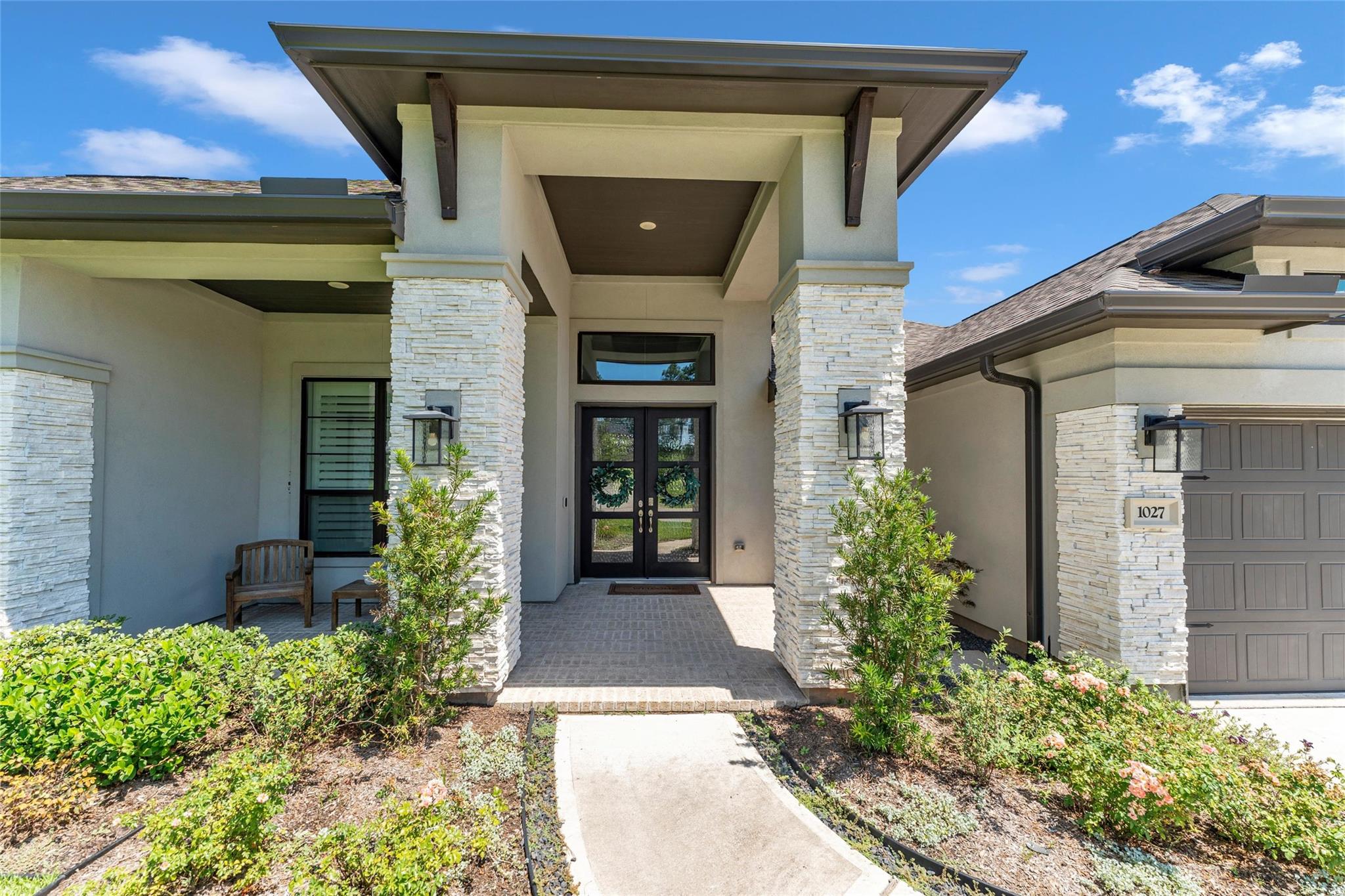 1027 Groveton Ridge Lane