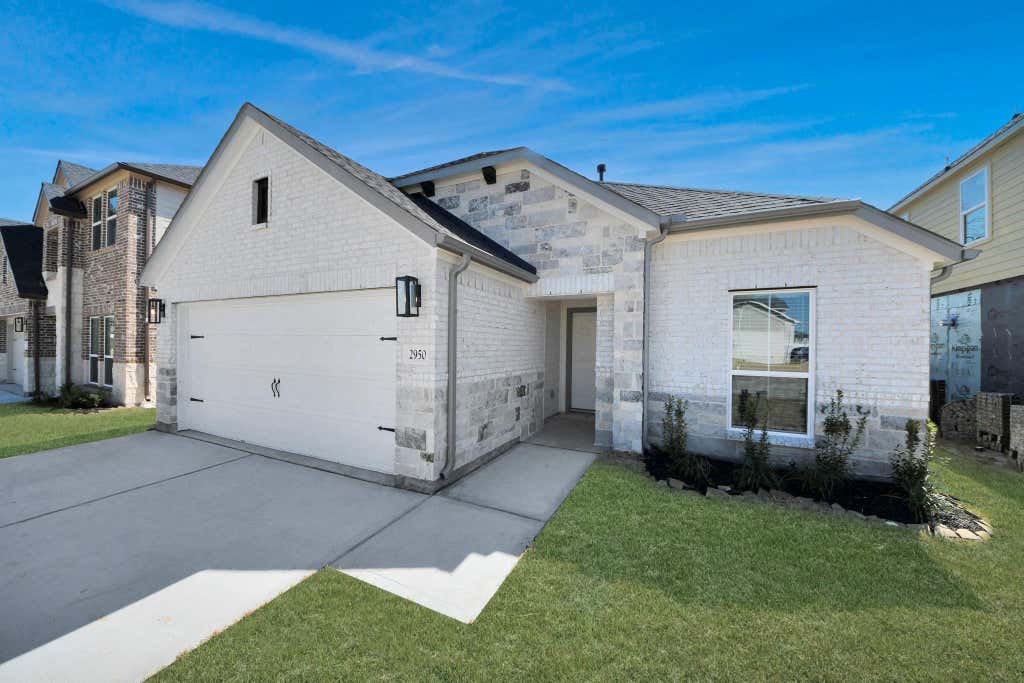 Photo of 11031 Gardenia Creek Drive, Houston, TX 77044 (MLS # 52019426)