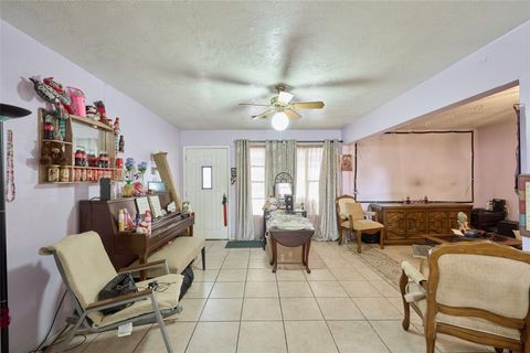 Tiny photo for 1629 Demaree Lane, Houston, TX 77029 (MLS # 92460034)