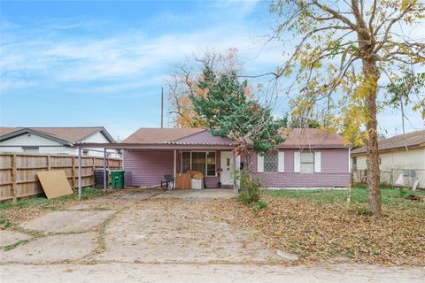 Photo of 1629 Demaree Lane, Houston, TX 77029 (MLS # 92460034)