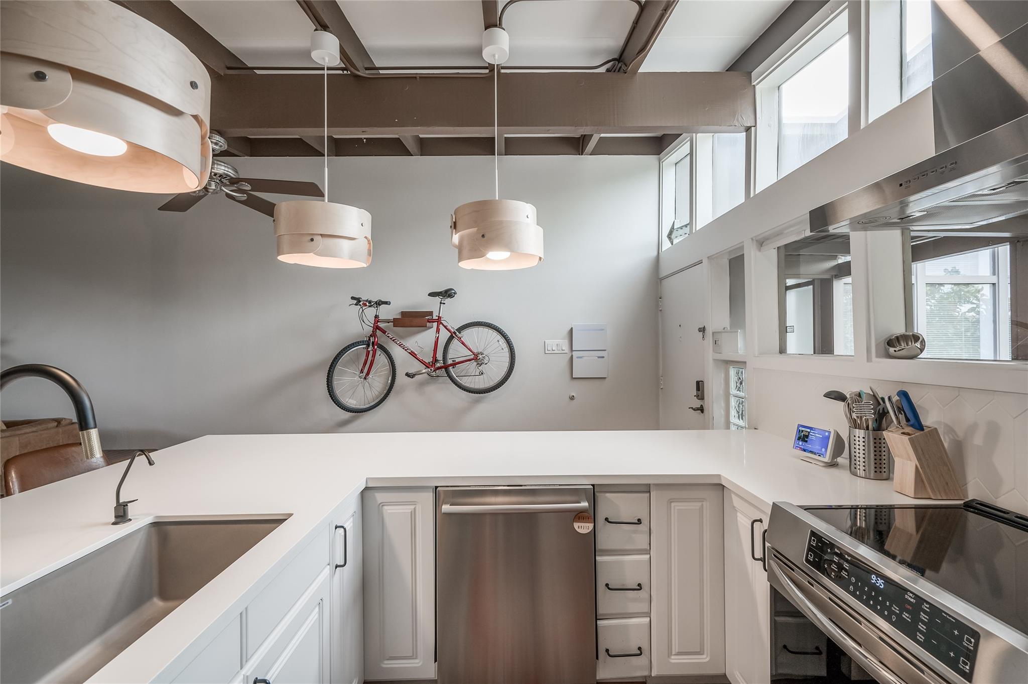 5222 Memorial Drive 5222