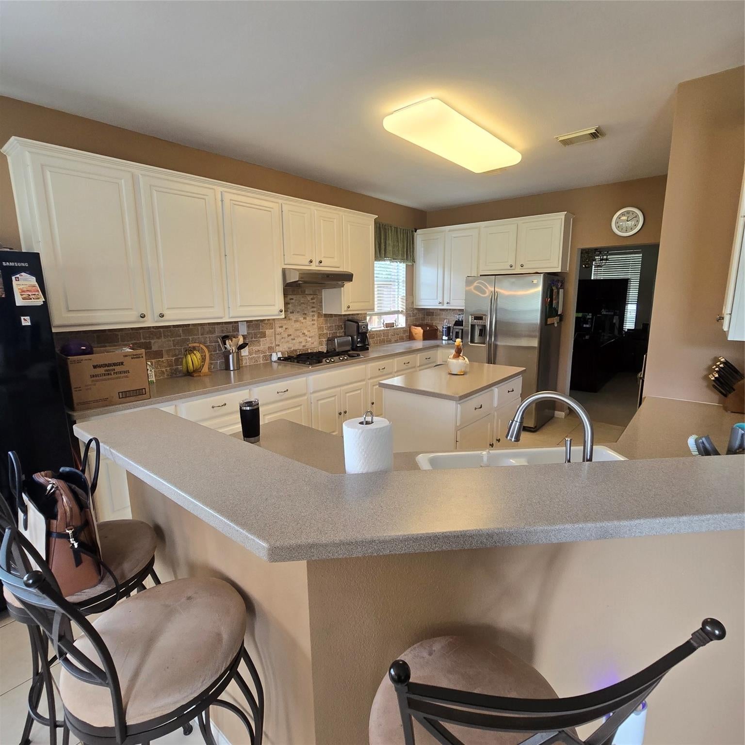 2431 Oyster Loop Drive