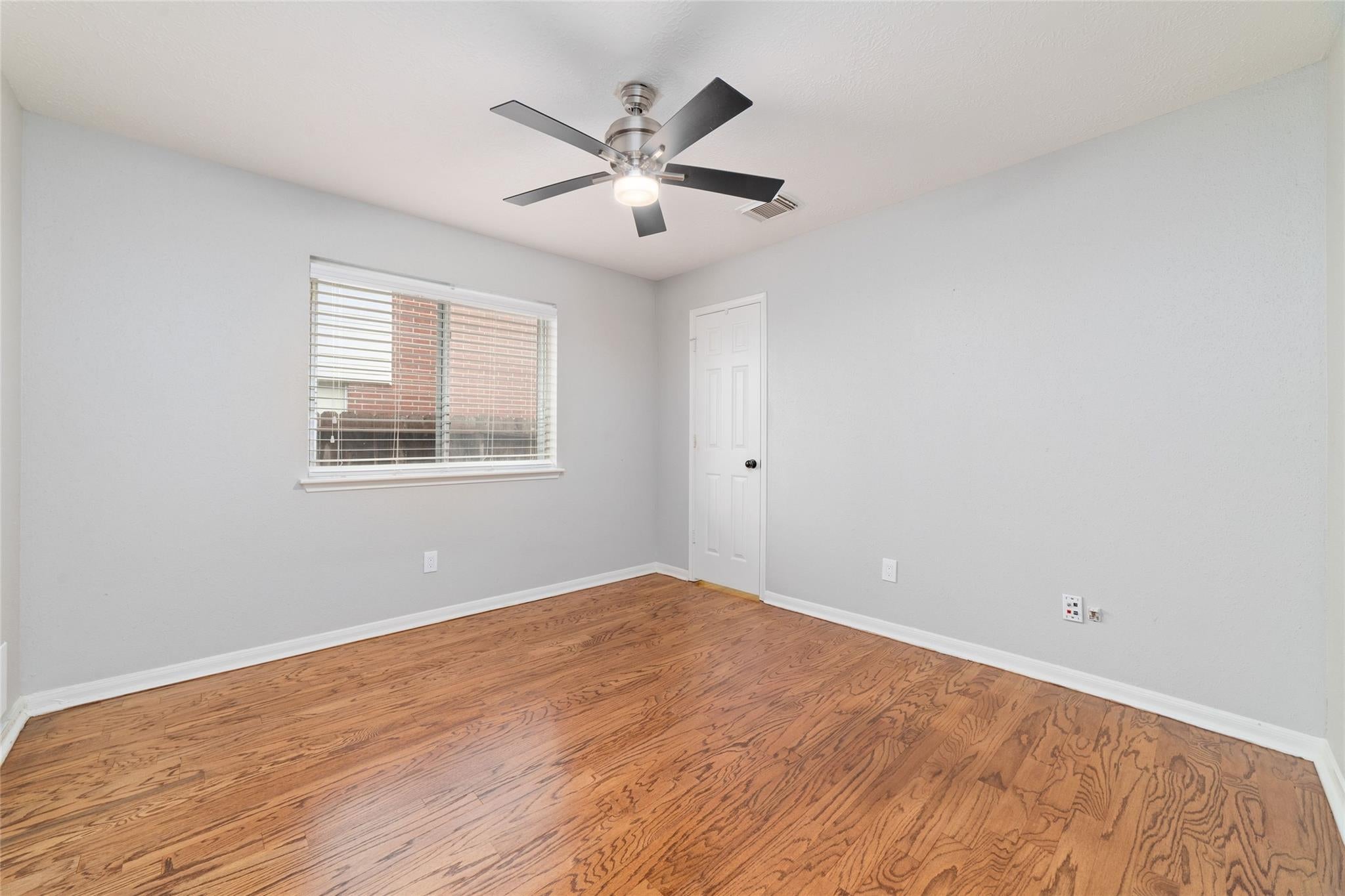 15803 Spruce River Court