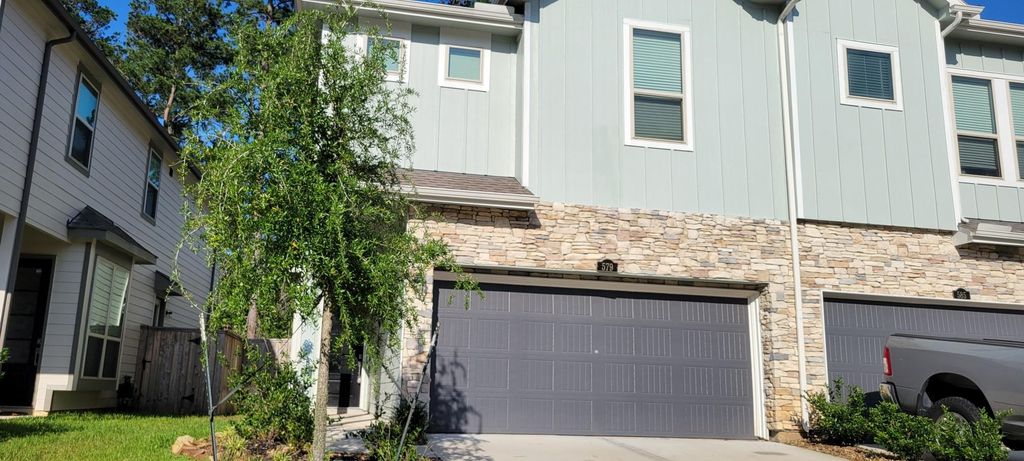 Photo of 579 Dry Fork Lane, Conroe, TX 77304 (MLS # 85134157)