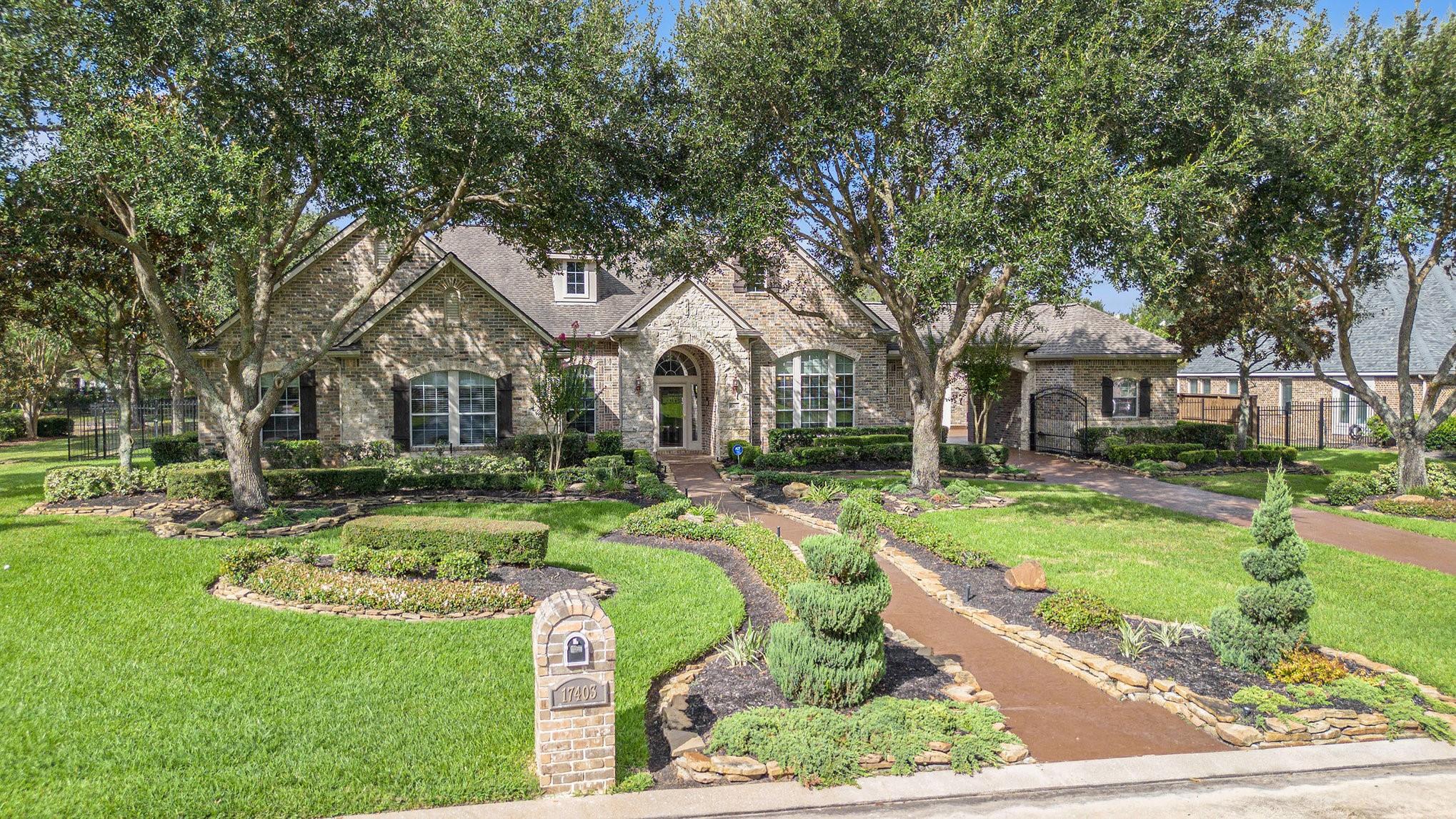 17403 Ledgefield
