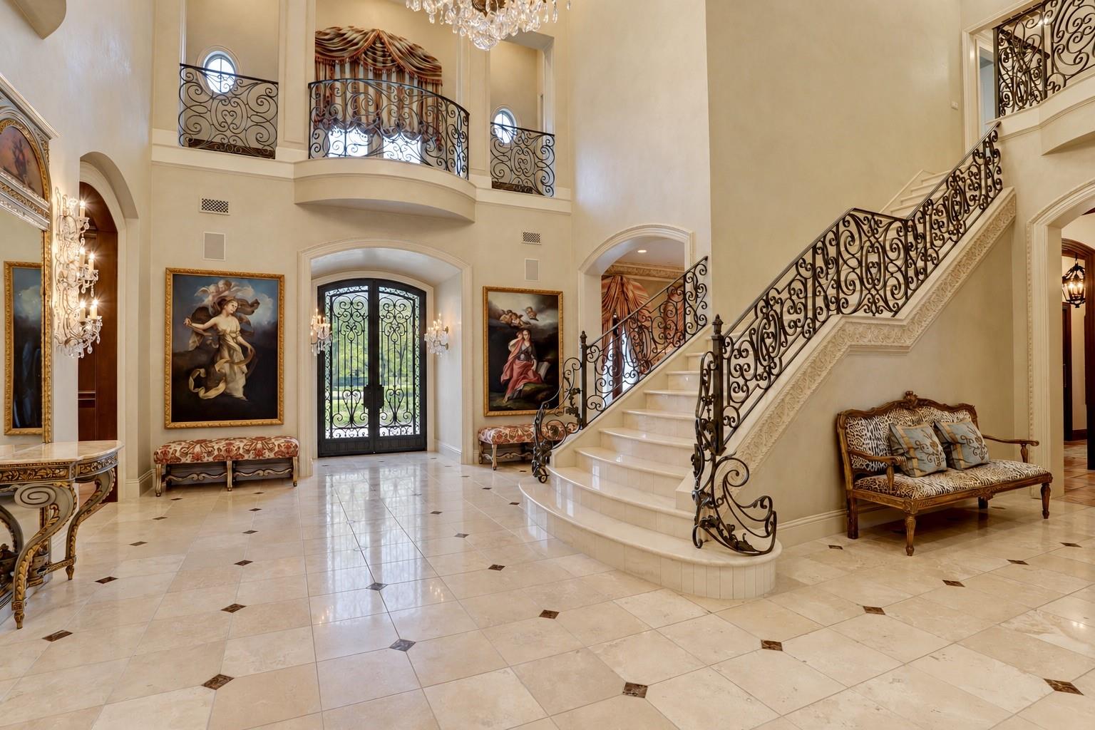 36 Saddlebrook Court