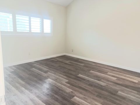 Tiny photo for 128 April Point Drive S, Conroe, TX 77356 (MLS # 32450212)