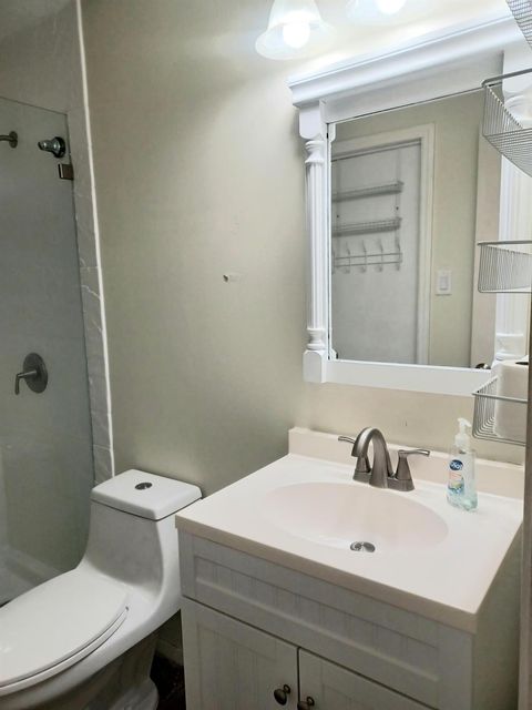 Tiny photo for 128 April Point Drive S, Conroe, TX 77356 (MLS # 32450212)