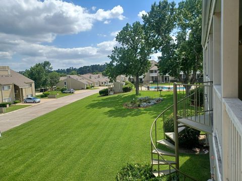 Tiny photo for 128 April Point Drive S, Conroe, TX 77356 (MLS # 32450212)