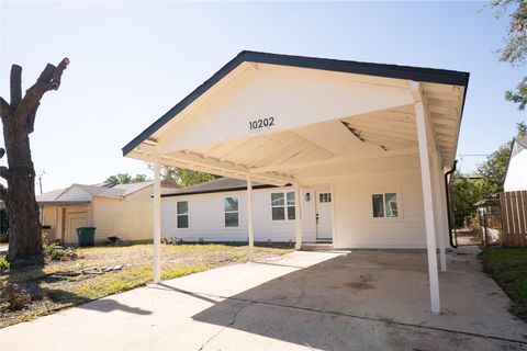 Photo of 10202 Cathedral Drive, Houston, TX 77051 (MLS # 94382090)