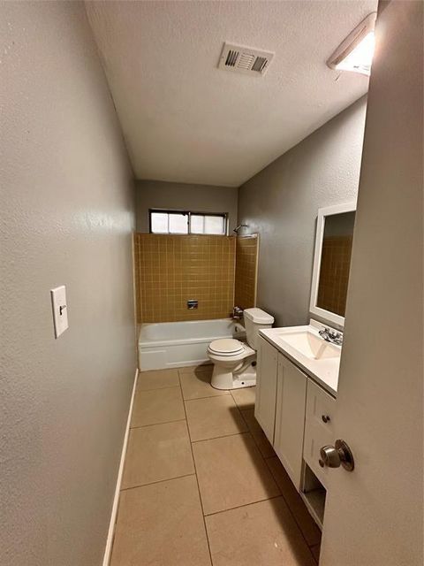 Tiny photo for 738 Beachcomber Lane, Houston, TX 77062 (MLS # 82268872)