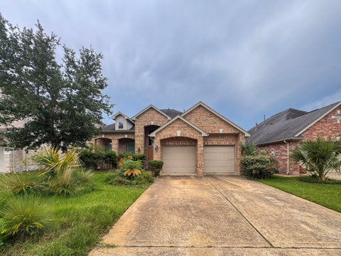 Photo of 17903 Sugarloaf Bay Drive, Cypress, TX 77429 (MLS # 27993141)