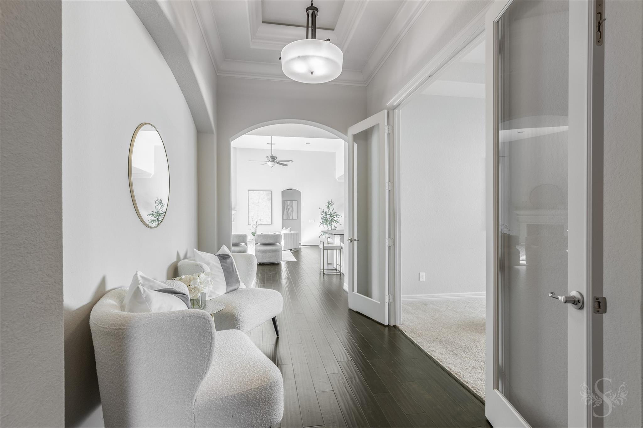 11 Floral Hills Lane