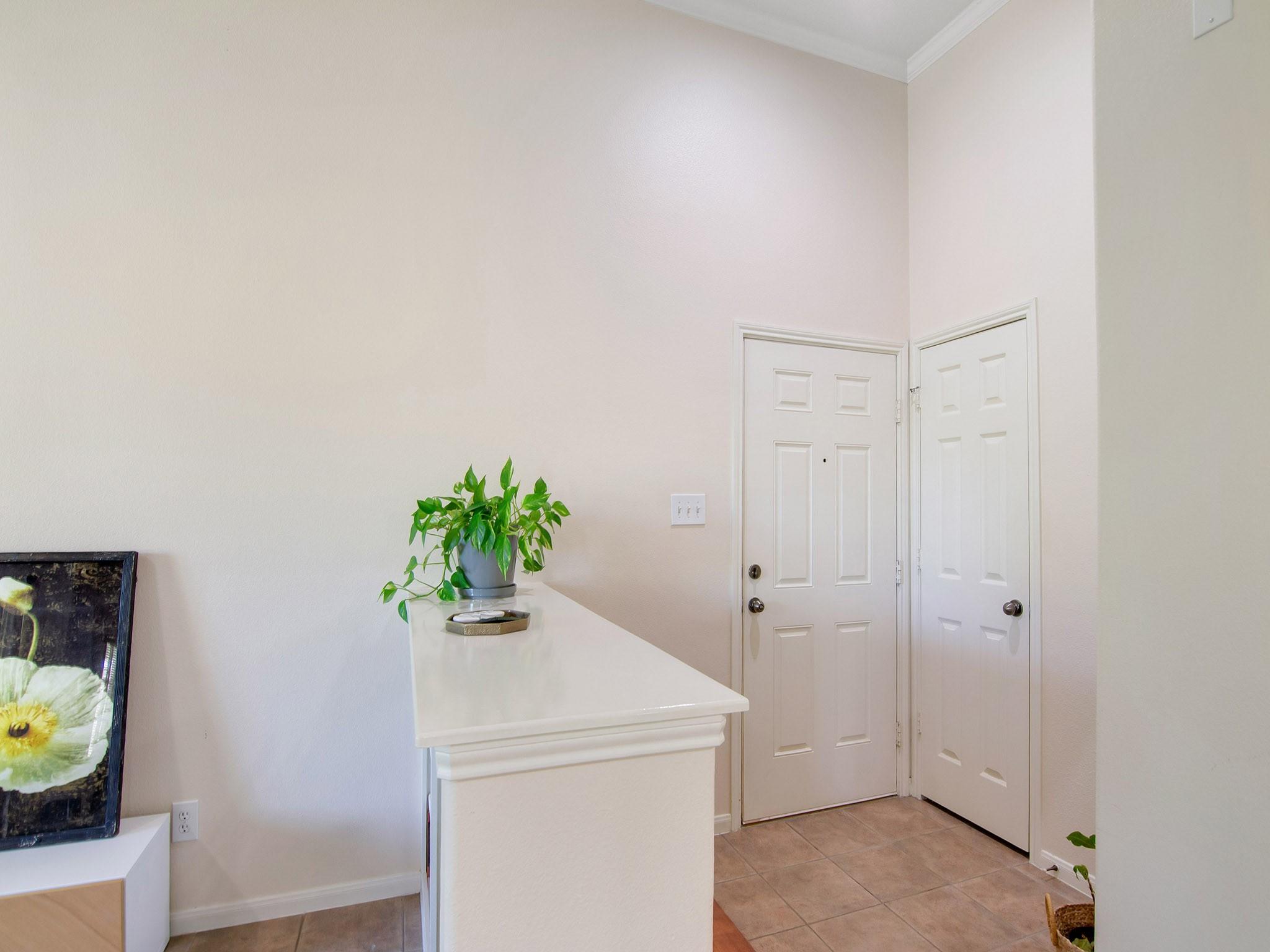 6607 Lake Woodlands 433