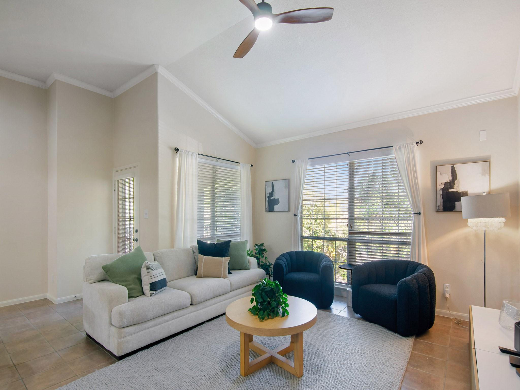 6607 Lake Woodlands 433