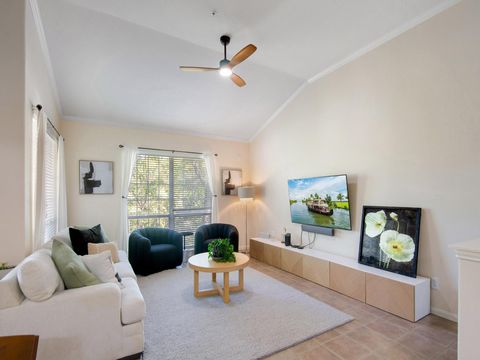 Condo For Sale - 6607 Lake Woodlands Dr #433<br/> The Woodlands, TX 77382