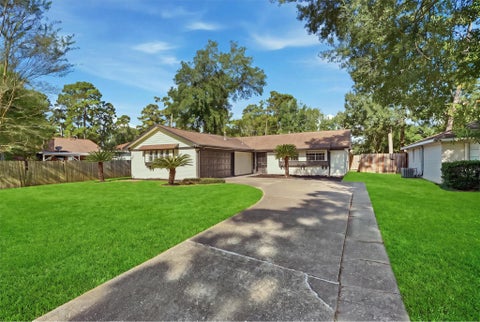 Photo of 22911 Canyon Lake Drive, Spring, TX 77373 (MLS # 34069184)