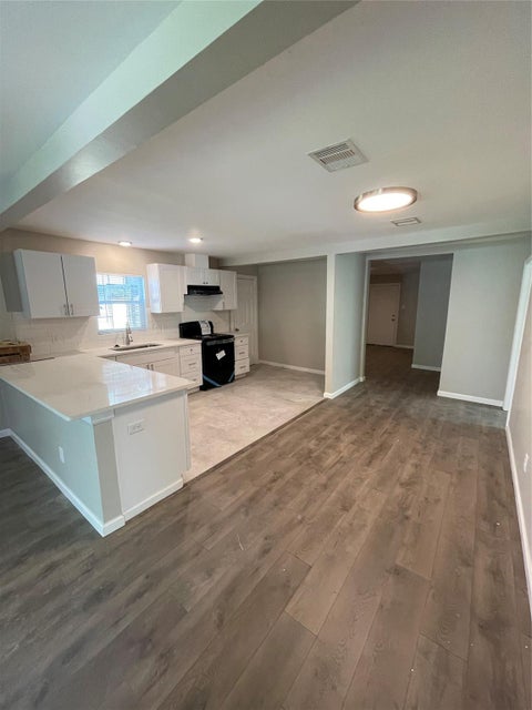 Photo of 3211 Retta Street, Houston, TX 77026 (MLS # 62884440)