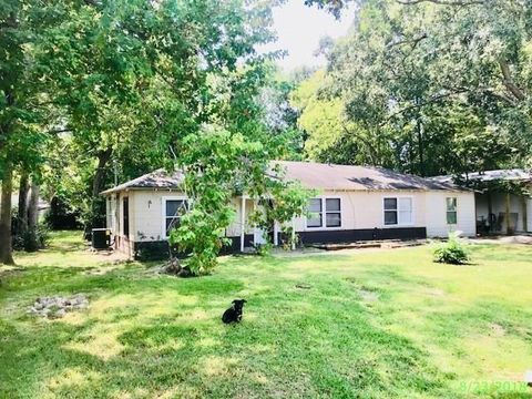 Photo of 810 Reidland Street, Crosby, TX 77532 (MLS # 86467828)