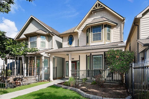 Photo of 737 W 20th Street, Houston, TX 77008 (MLS # 14641726)