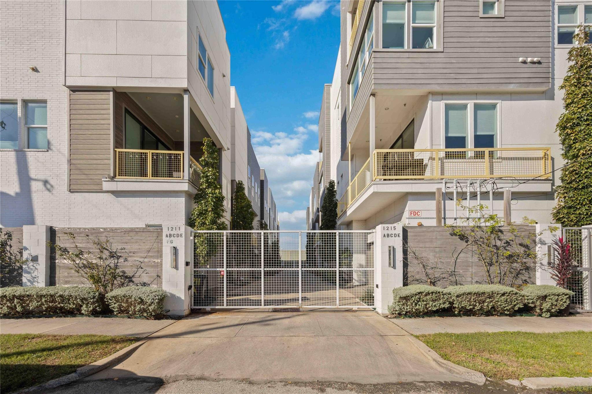 1211 Hickory Street D