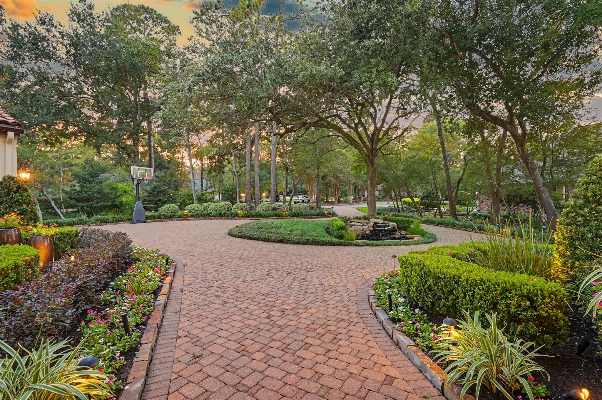 22 Watertree Court