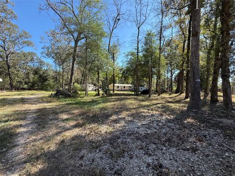 Photo of 540 Oak Forest Drive, Shepherd, TX 77371 (MLS # 90828782) Photo of 540 Oak Forest Drive, Shepherd, TX 77371 (MLS # 90828782)