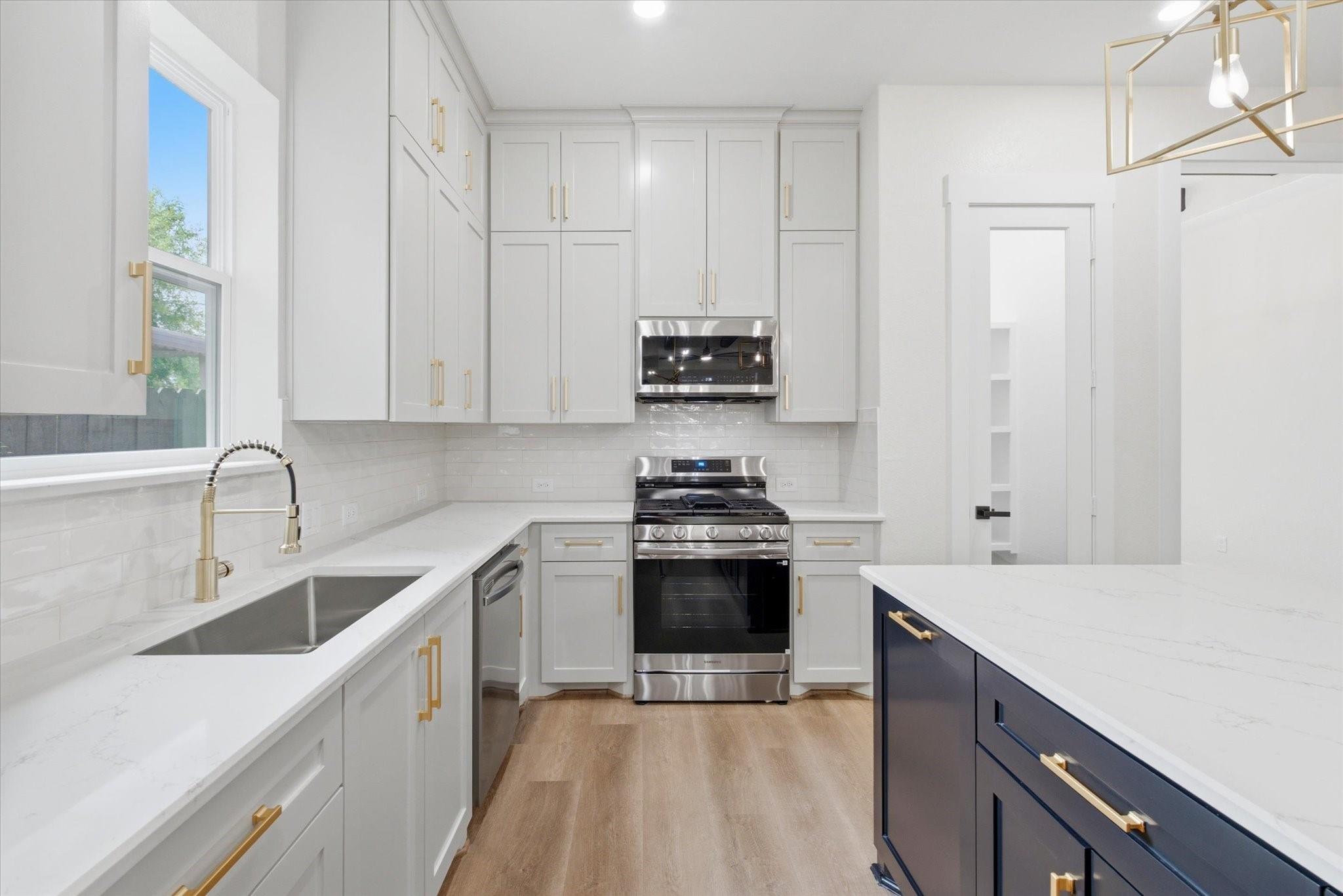 415 S 2nd Street