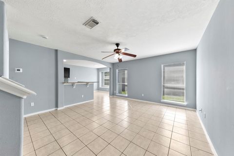 Photo of 12659 Ashford River, Houston, TX 77072 (MLS # 37979962)