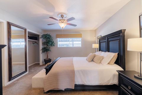 Photo of 6263 Westheimer Road #639, Houston, TX 77057 (MLS # 14072358)