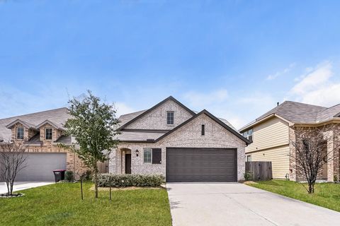 Photo of 12319 Summerbrook Drive, Houston, TX 77066 (MLS # 14342141)