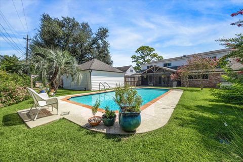 Tiny photo for 2918 Stoney Brook Drive, Houston, TX 77063 (MLS # 90990846)