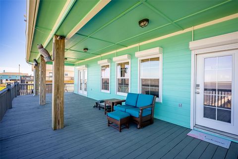 Tiny photo for 1040 N Gayle Street, Gilchrist, TX 77617 (MLS # 80285182)