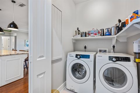 Tiny photo for 1040 N Gayle Street, Gilchrist, TX 77617 (MLS # 80285182)