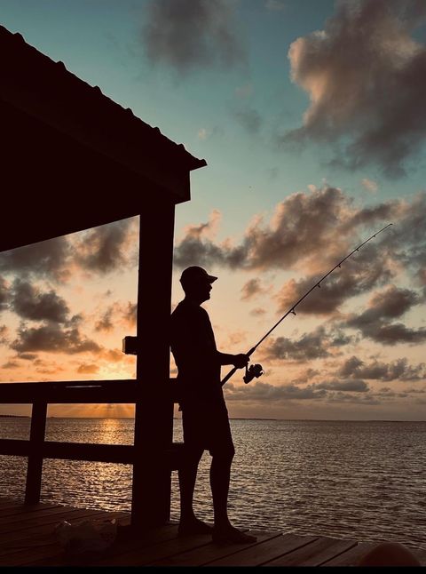 Tiny photo for 1040 N Gayle Street, Gilchrist, TX 77617 (MLS # 80285182)