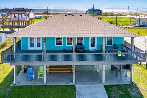 Tiny photo for 1040 N Gayle Street, Gilchrist, TX 77617 (MLS # 80285182)