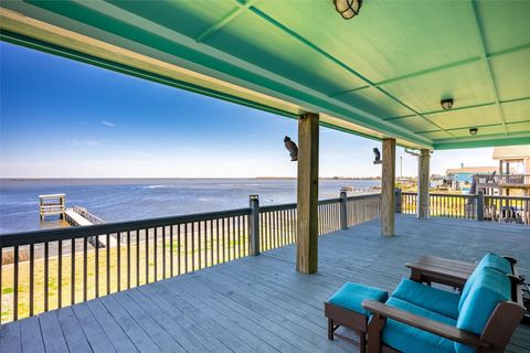 Tiny photo for 1040 N Gayle Street, Gilchrist, TX 77617 (MLS # 80285182)