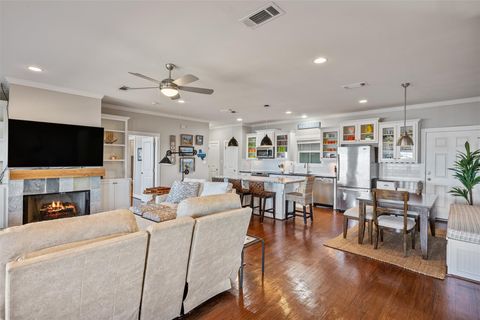 Tiny photo for 1040 N Gayle Street, Gilchrist, TX 77617 (MLS # 80285182)