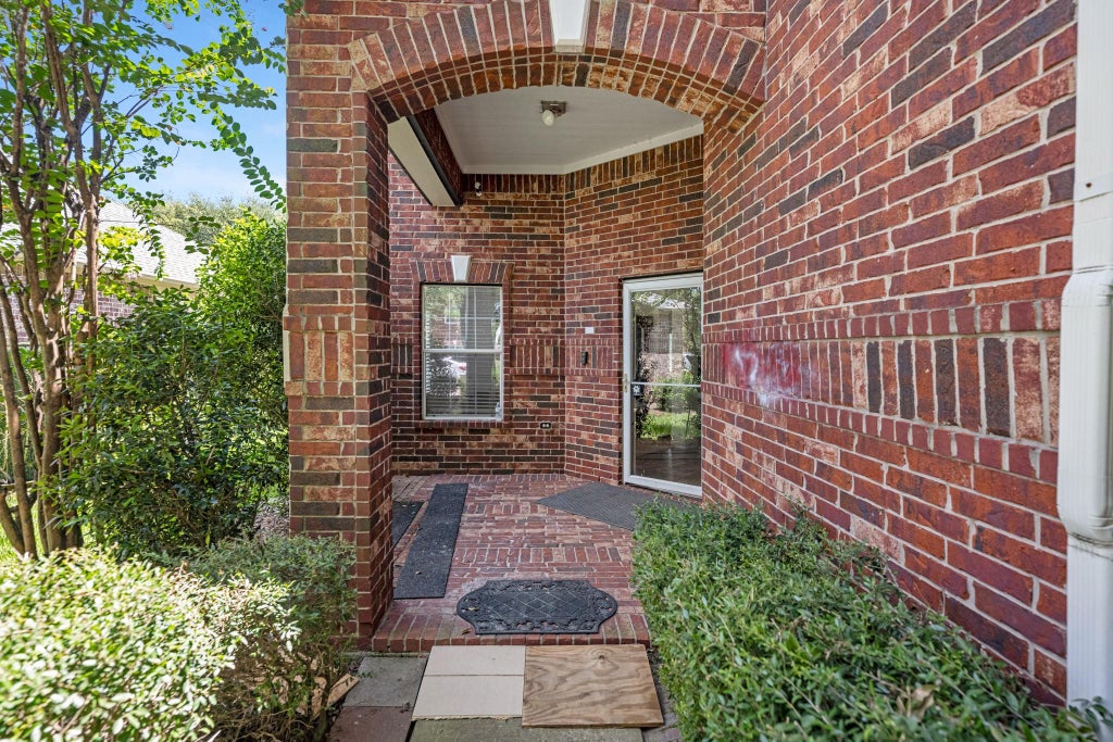 Photo of 17019 Locust Springs Drive, Houston, TX 77095 (MLS # 85504460)