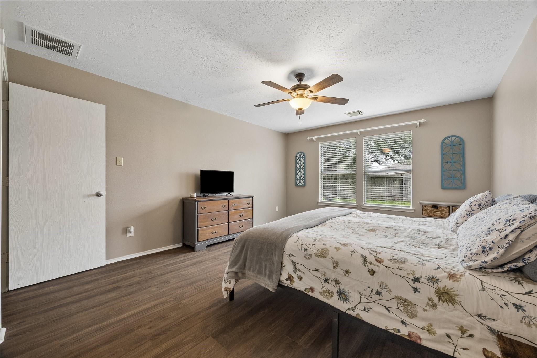 2914 Meridian Bay Lane