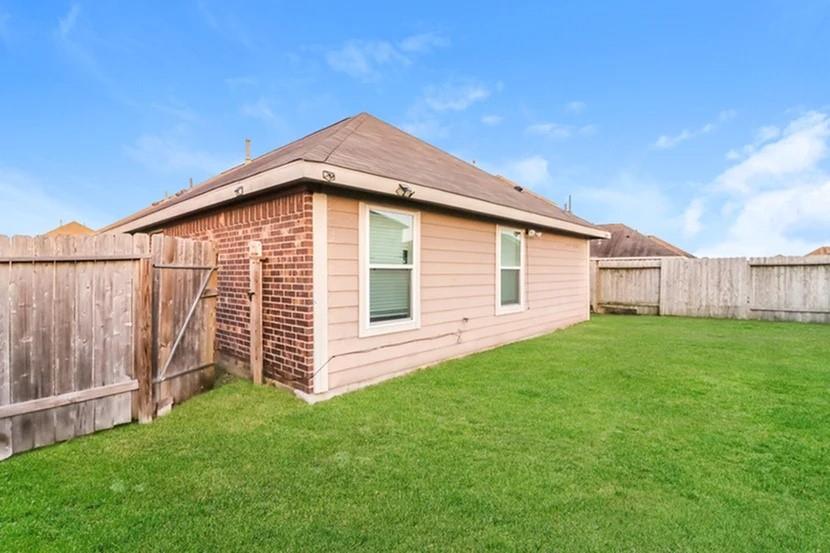 906 Ember Wood Court