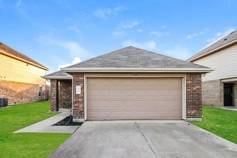 Photo of 906 Ember Wood Court, La Marque, TX 77568 (MLS # 59707164)