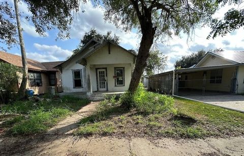 Property photo of 214 E Lee Street, Harlingen, TX 78550