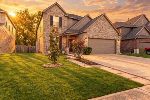 Photo of 20906 Cypress Overlook Trail, Humble, TX 77338 (MLS # 44512715)