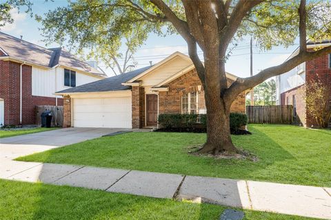 Photo of 16007 Lakestone Drive, Tomball, TX 77377 (MLS # 5412851)