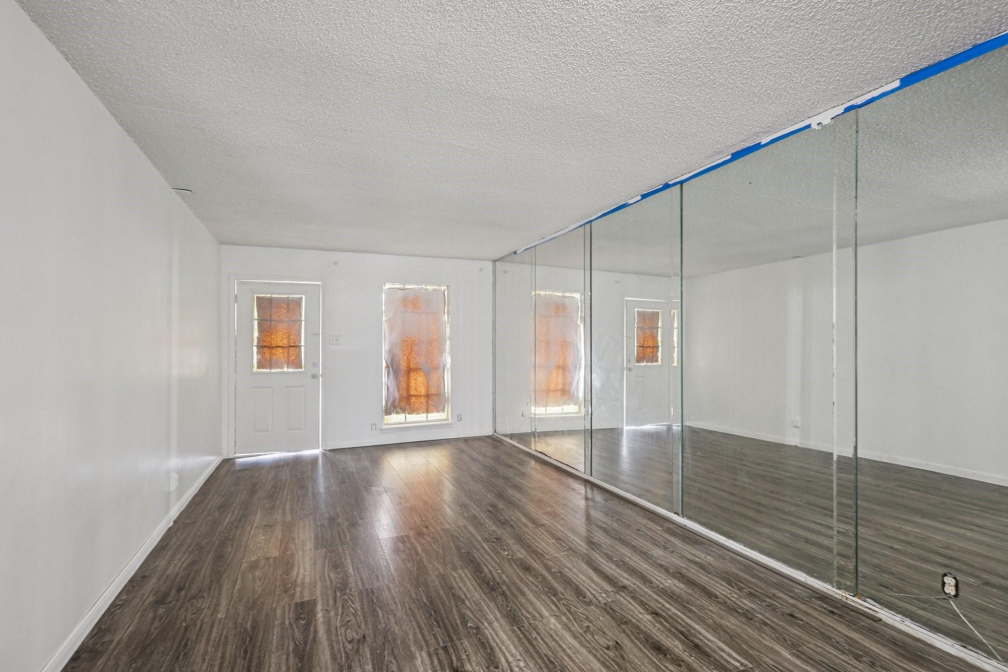 707 S 2nd Street 707