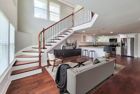 Photo of 2608 Arlington Street, Houston, TX 77008 (MLS # 44067493)