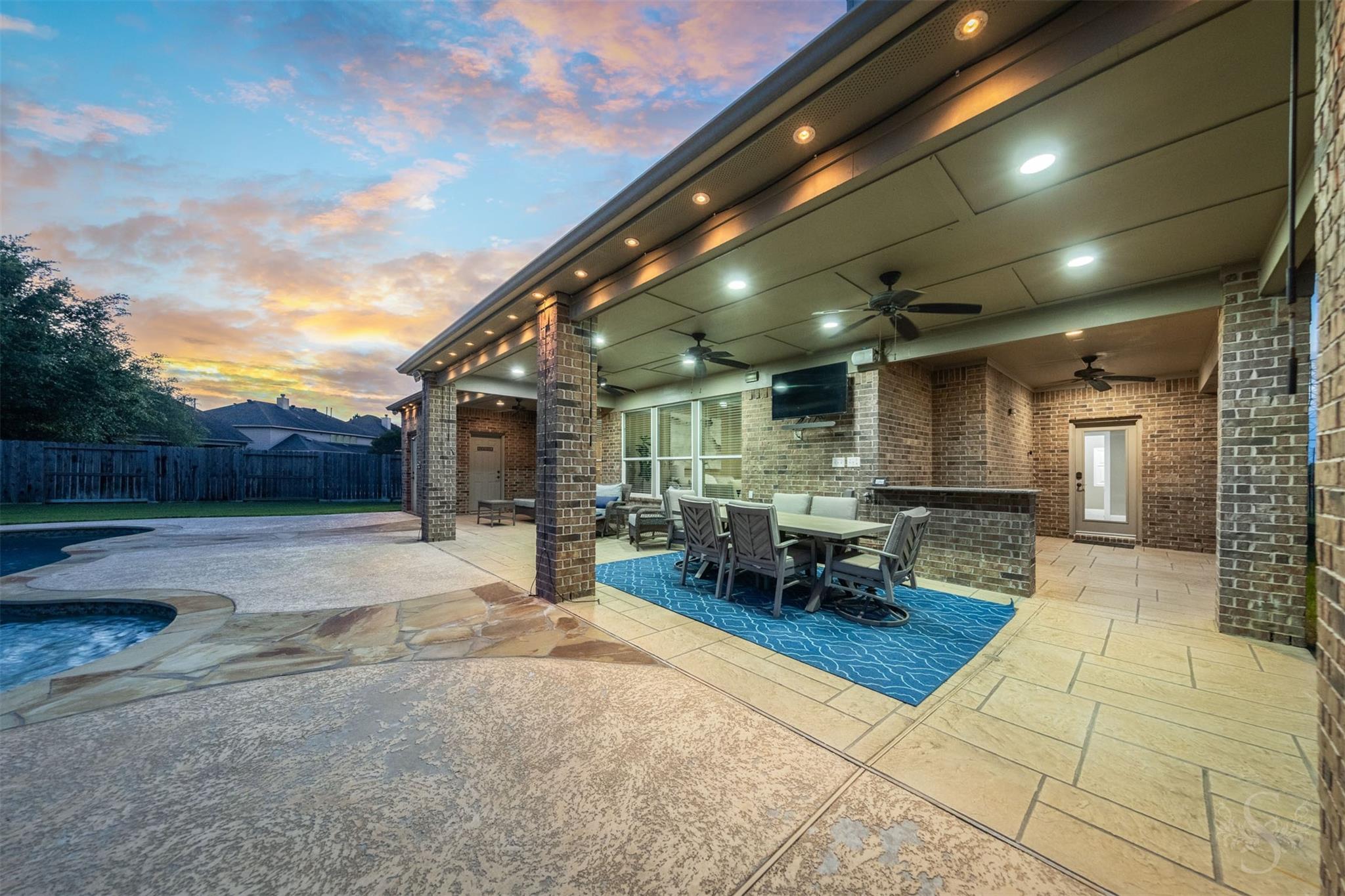 28003 Nobbe Hollow Drive