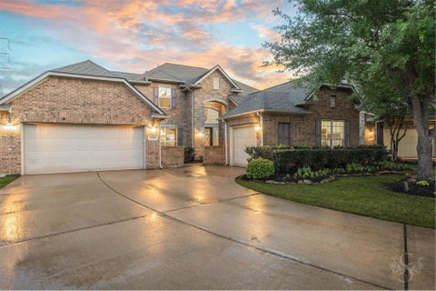 Homes For Sale - 28003 Nobbe Hollow Drive<br/> Fort Bend County, Katy, TX 77494